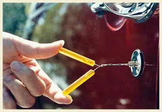 Hometown IL Locksmith Store Hometown, IL 708-402-1537 - 7-broken-key-extraction